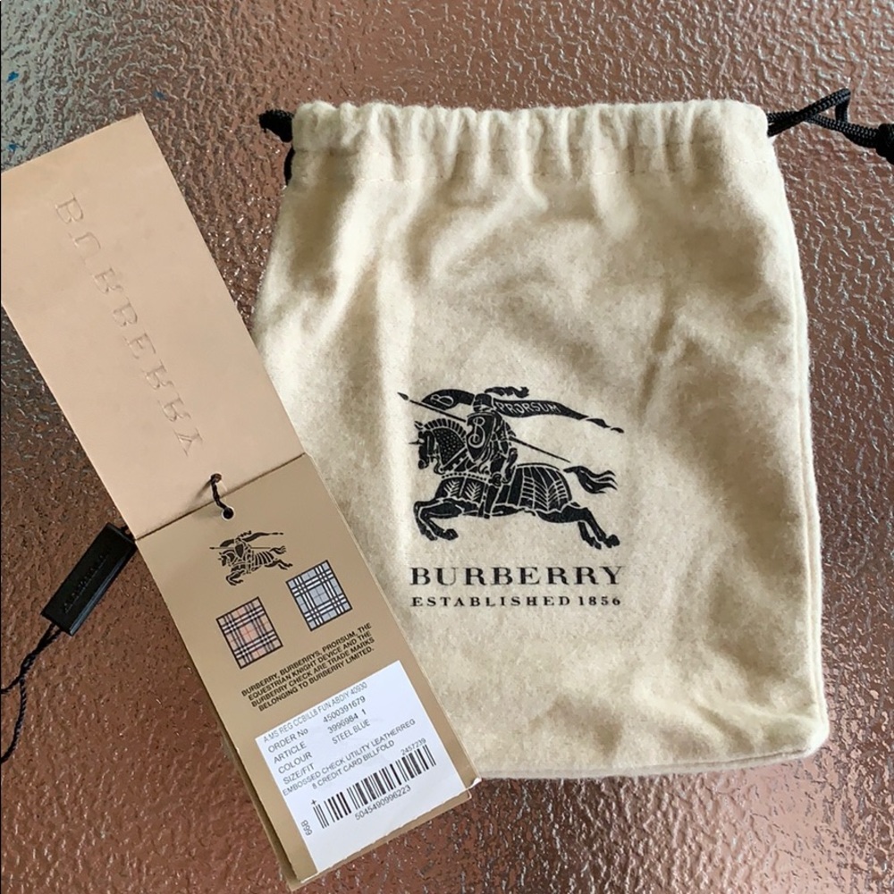 Burberry Men’s Wallet - Picture 9 of 9